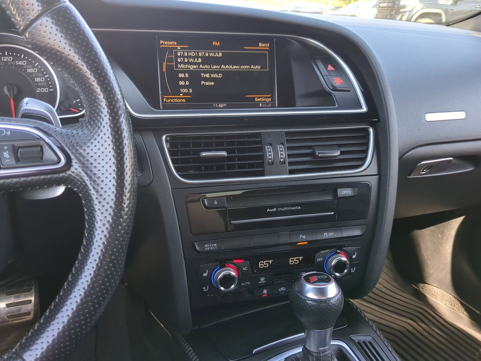 Used 2014 Audi RS 5 Cabriolet image 29