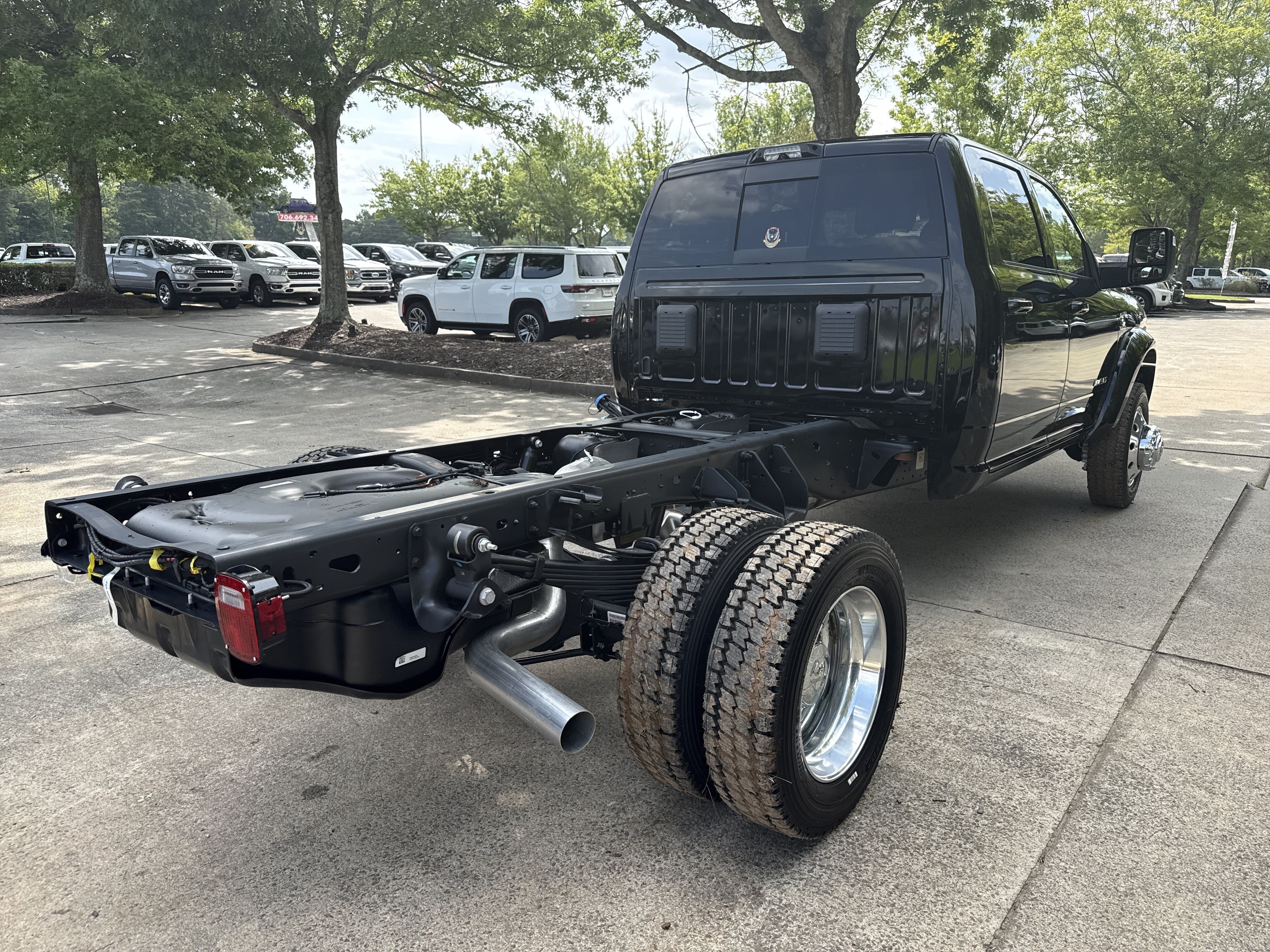New 2026 RAM 5500 4x4 Crew Cab w/ Laramie Trim Package image 7