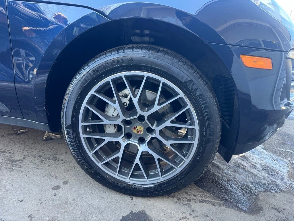 Used 2017 Porsche Macan S image 19