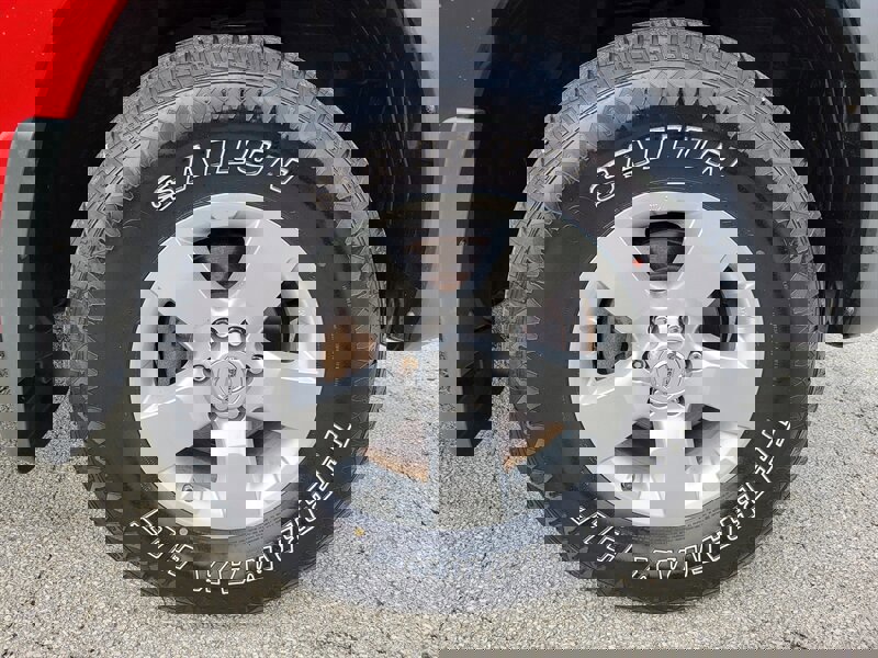 Used 2010 Nissan Xterra S image 31