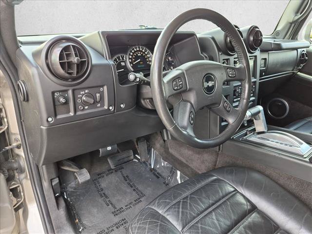 Used 2005 HUMMER H2 w/ Preferred Equipment Group AWD/4WD image 10