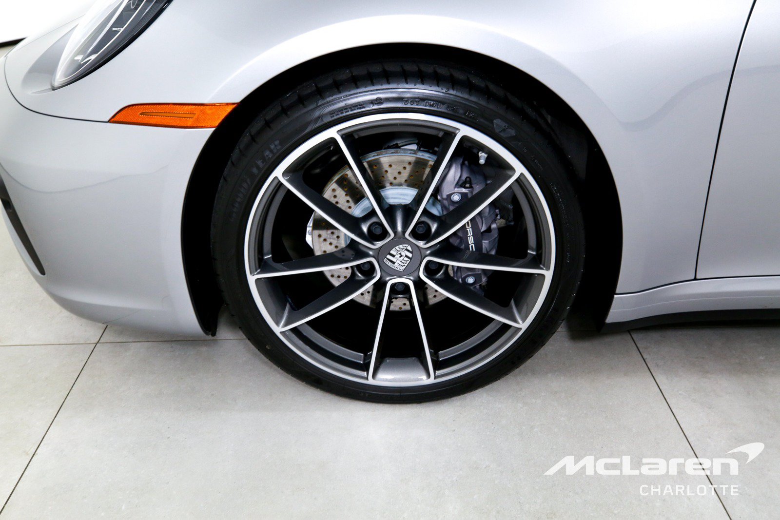 Used 2023 Porsche 911 Carrera w/ Premium Package RWD image 27