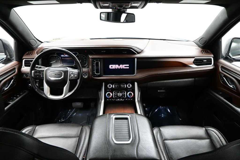Used 2021 GMC Yukon Denali AWD/4WD image 9