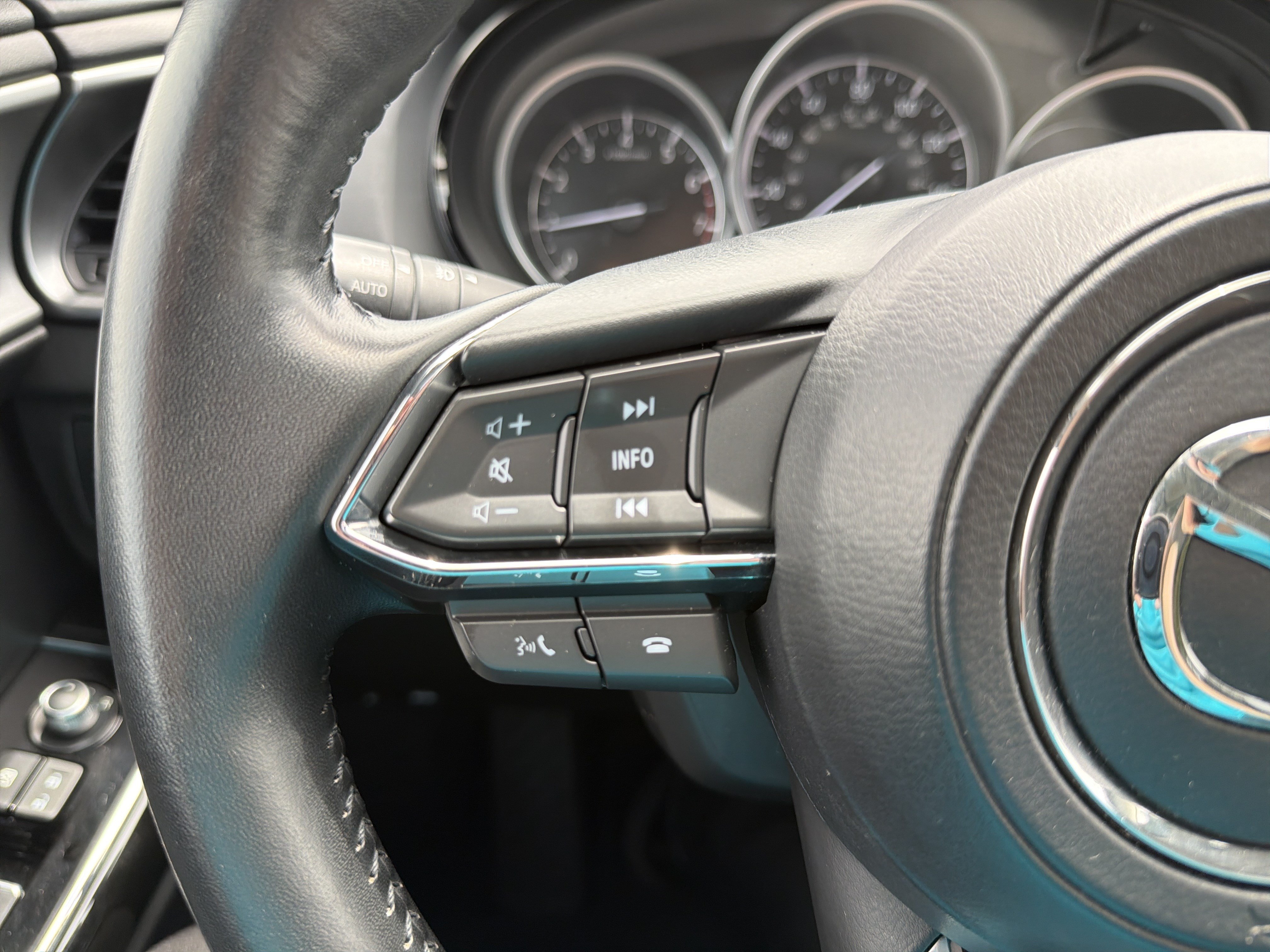 Certified 2023 MAZDA CX-9 Touring AWD/4WD image 26