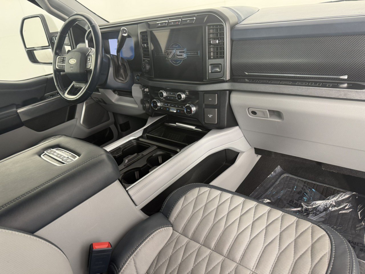 Certified 2023 Ford F450 Limited AWD/4WD image 11
