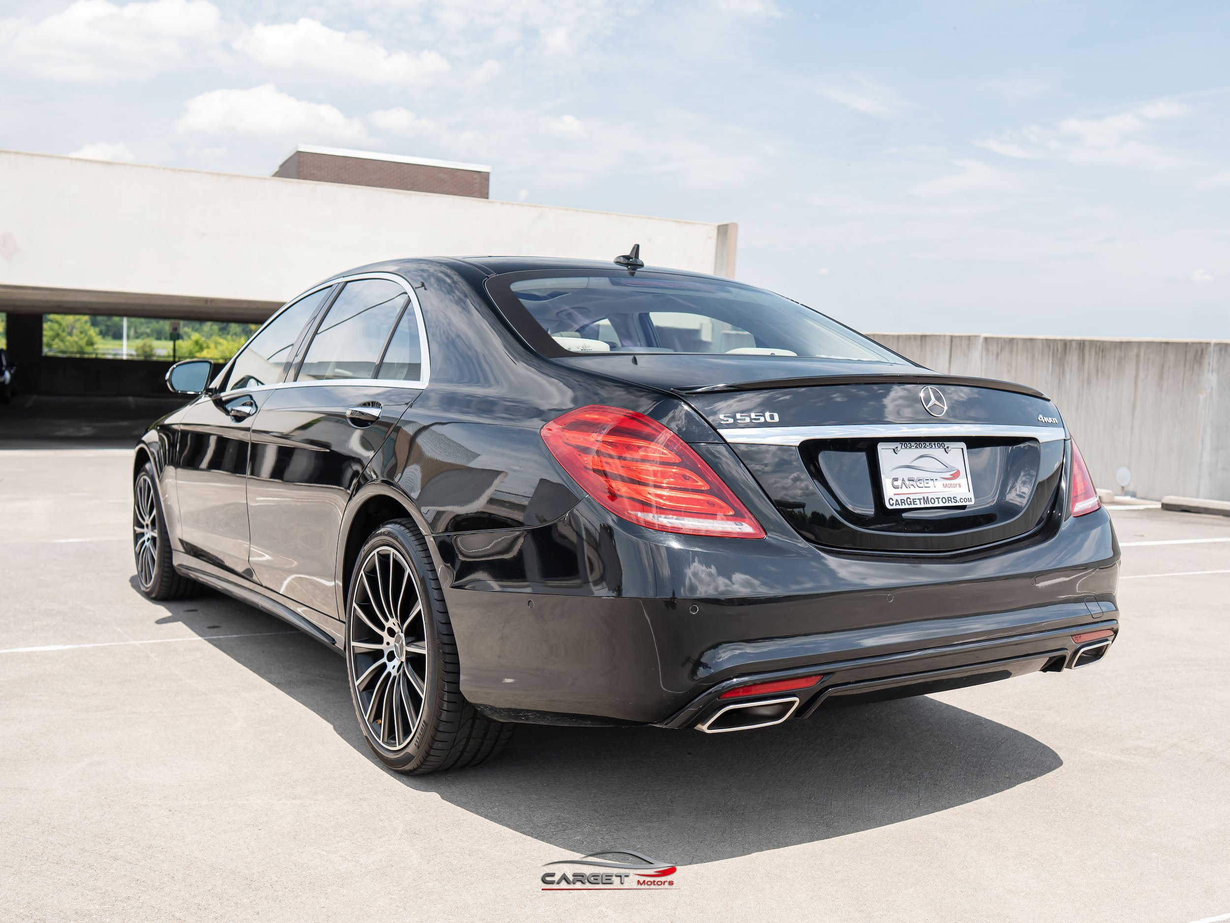 Used 2016 Mercedes-Benz S 550 4MATIC Sedan image 5