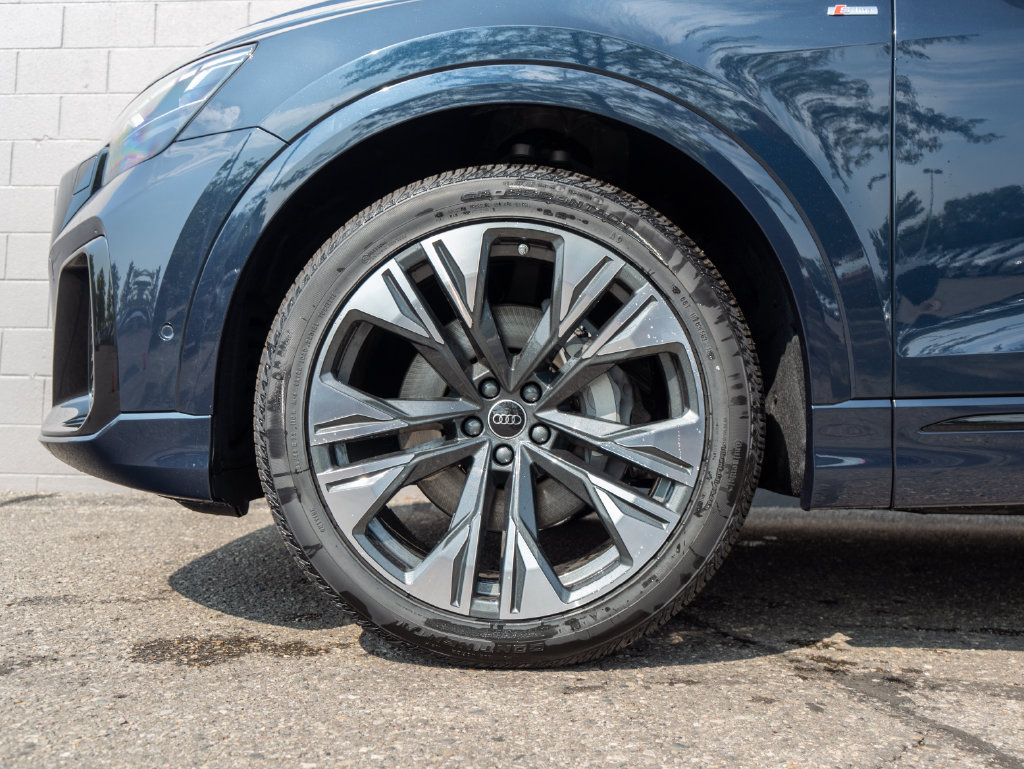 New 2026 Audi Q8 Premium Plus AWD/4WD image 7