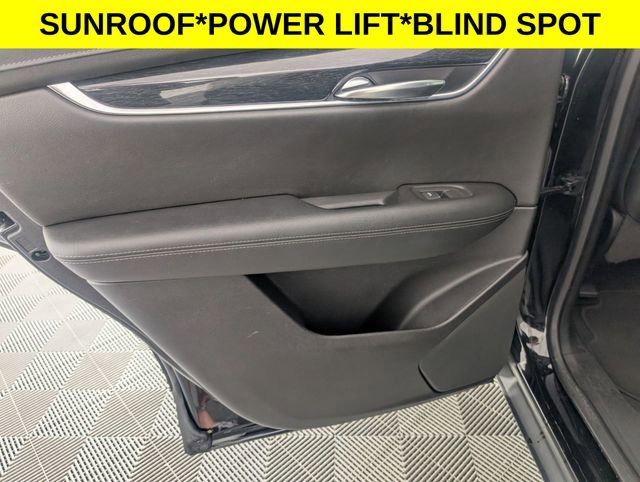 Used 2020 Cadillac XT5 Premium Luxury image 27