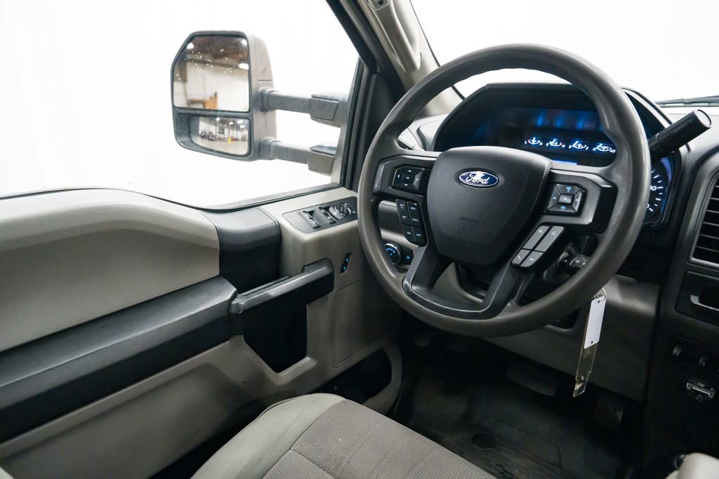 Used 2019 Ford F550 4x4 Crew Cab Super Duty image 11