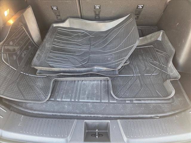 Used 2024 Chevrolet Trax RS w/ Sunroof Package image 6