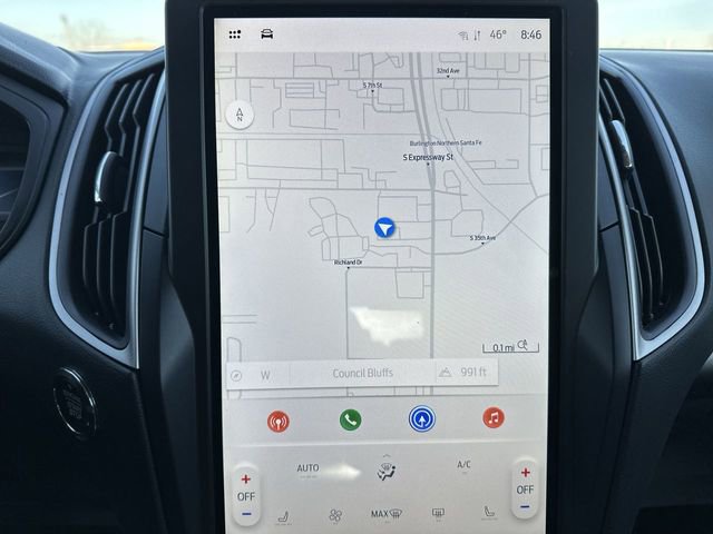 Used 2024 Ford Edge SEL image 14