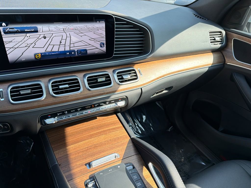 Used 2025 Mercedes-Benz GLE 350 4MATIC image 26