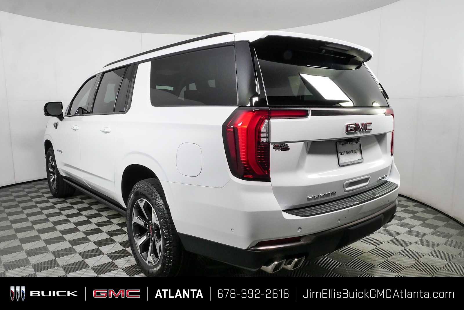 New 2026 GMC Yukon XL AT4 Ultimate AWD/4WD image 31