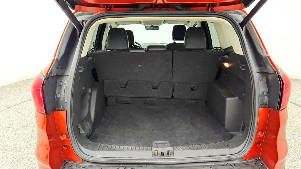 Used 2019 Ford Escape SEL FWD image 20
