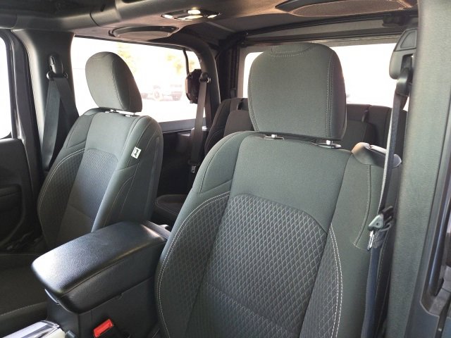 Used 2021 Jeep Wrangler Sport S image 18