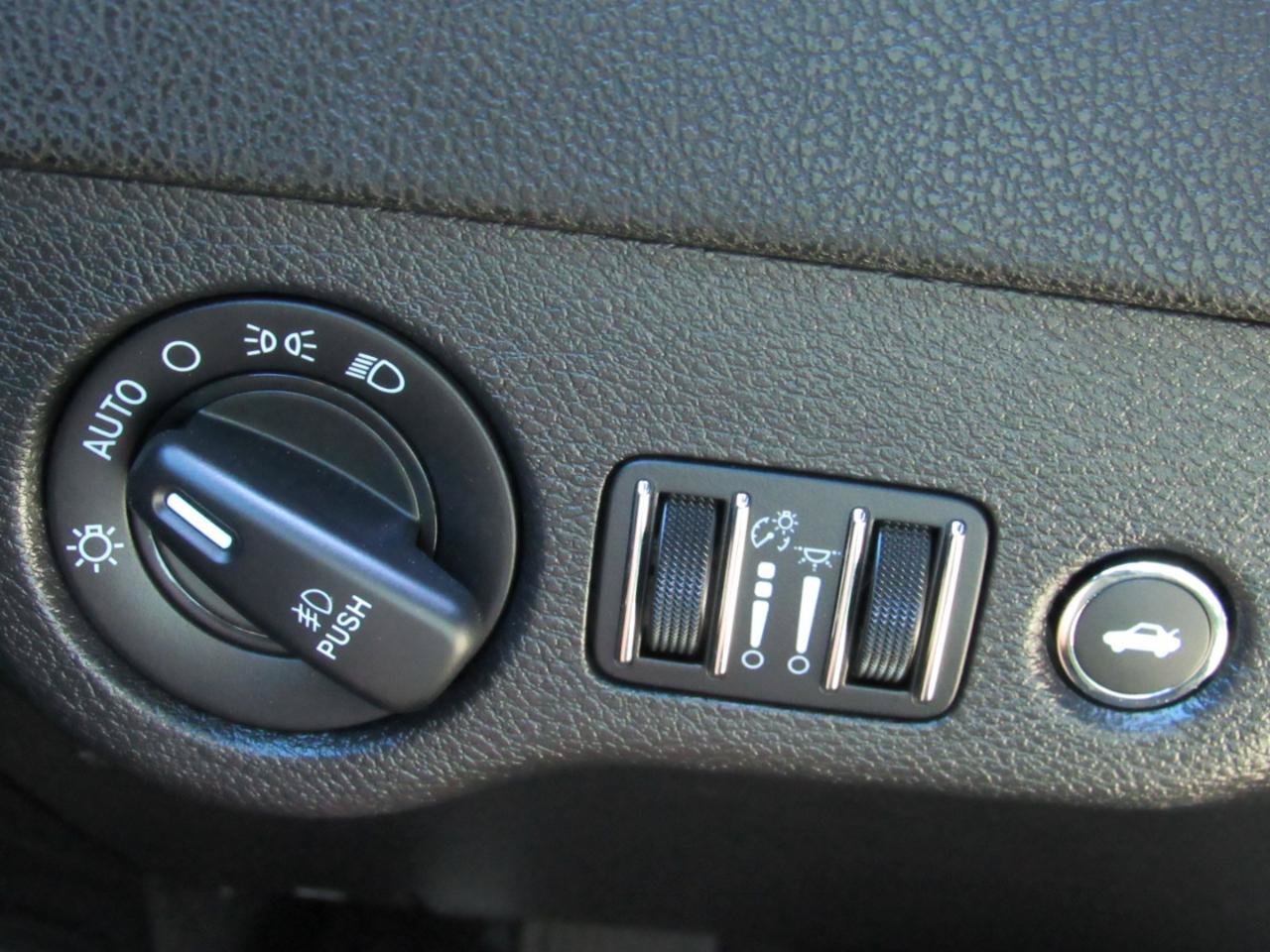 Used 2023 Dodge Charger SXT w/ Blacktop Special Edition AWD/4WD image 18