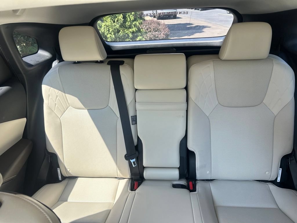 Used 2023 Lexus RX 350h w/ Accessory Package (K3) AWD/4WD image 18