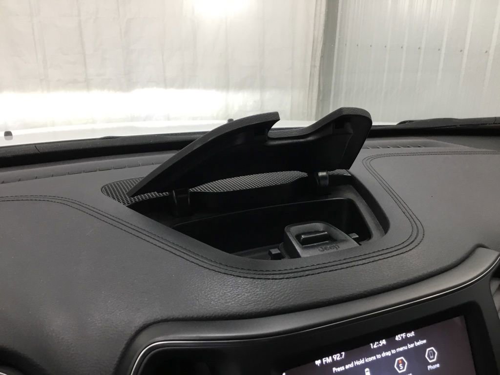 Used 2022 Jeep Cherokee Latitude w/ Trailer Tow Group image 23