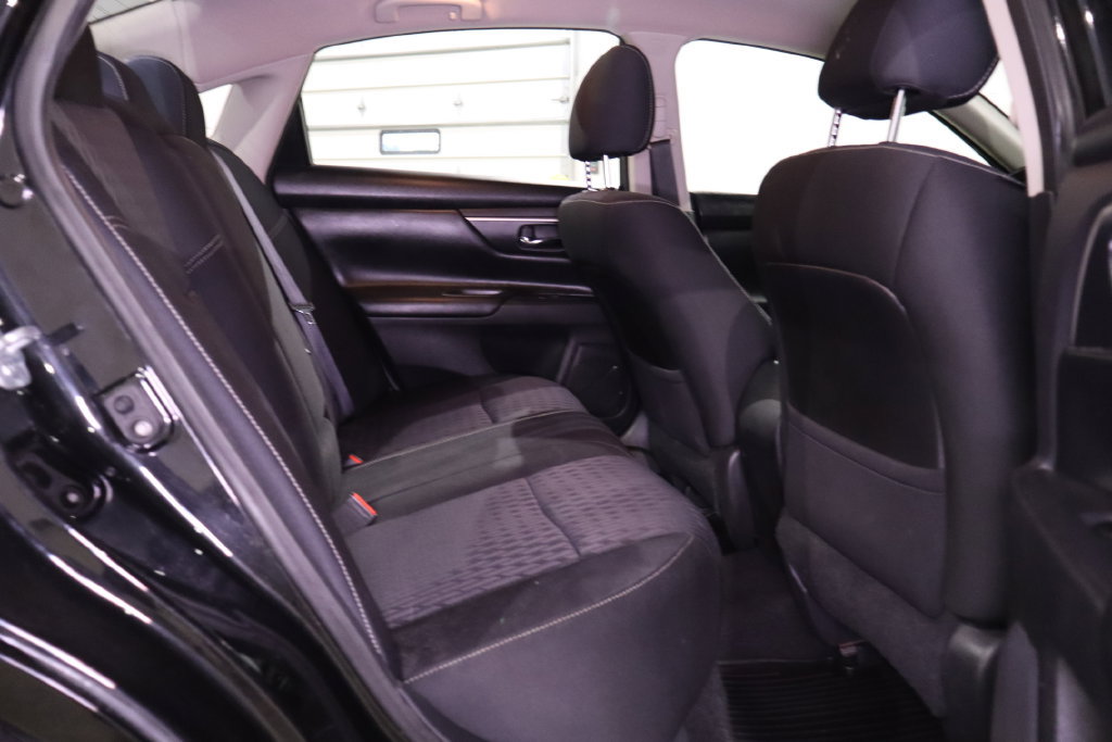 Used 2017 Nissan Altima 2.5 SV FWD image 28