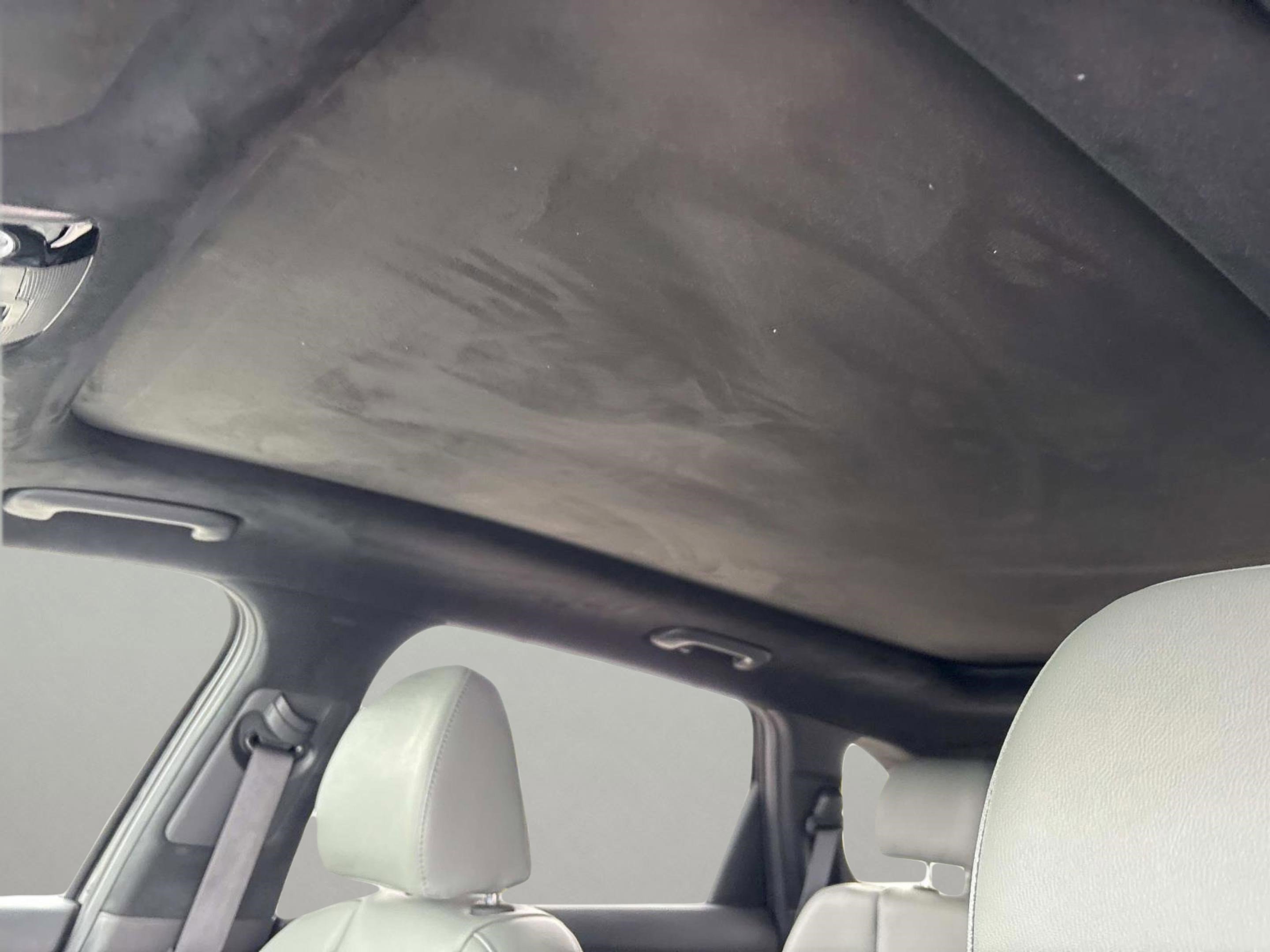 Used 2025 Kia Sorento SX Prestige w/ Sage Leather Package image 21