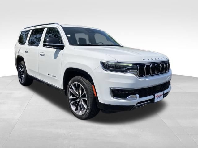 Used 2025 Jeep Wagoneer Series III w/ Premium Group I AWD/4WD image 3