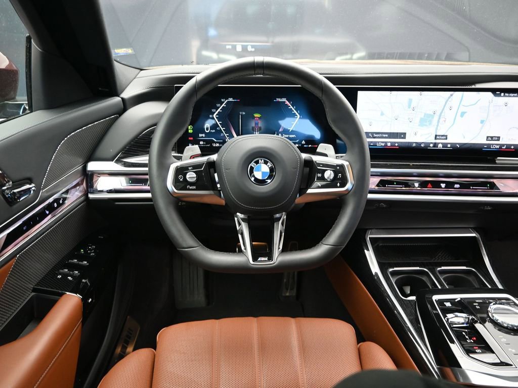 Certified 2025 BMW 740i image 29
