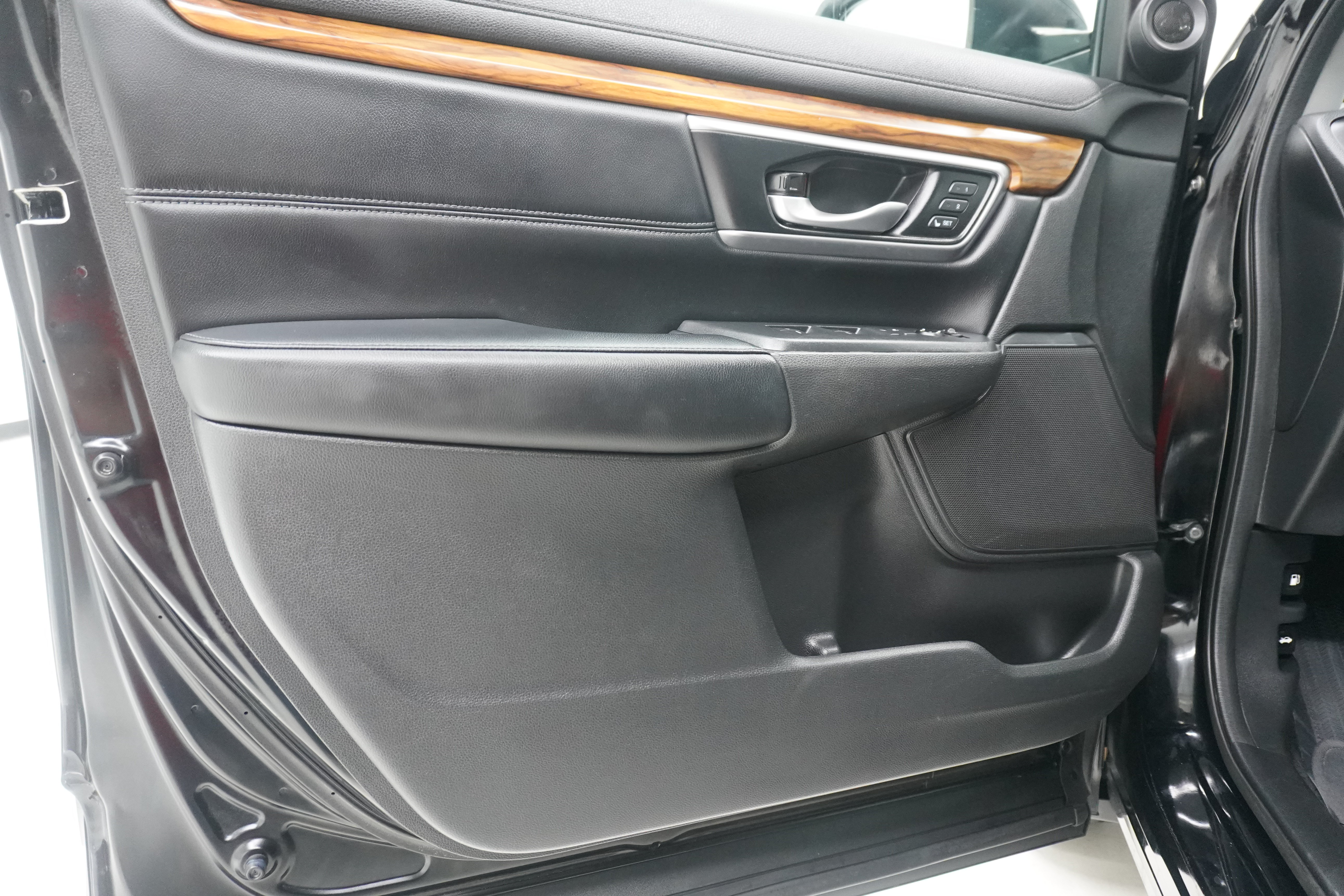 Used 2019 Honda CR-V EX-L image 13