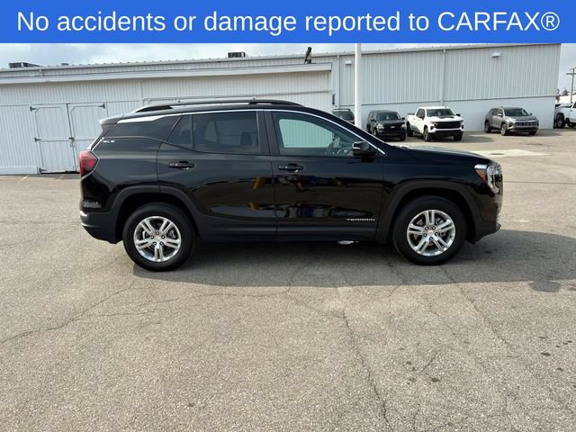 Certified 2024 GMC Terrain SLE w/ Driver Convenience Package AWD/4WD image 8