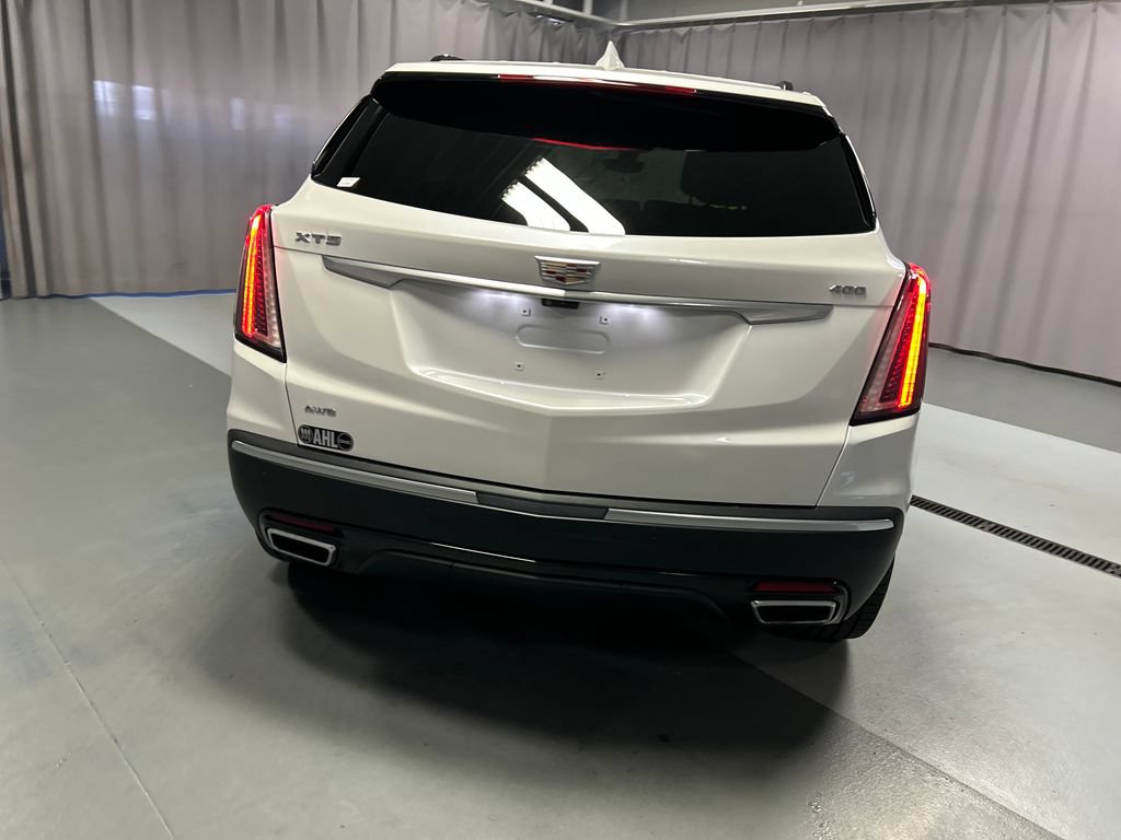 Used 2022 Cadillac XT5 Sportv w/ Platinum Package AWD/4WD image 6