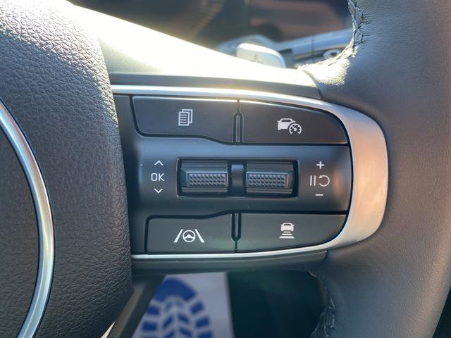 New 2026 Kia K5 GT FWD image 28