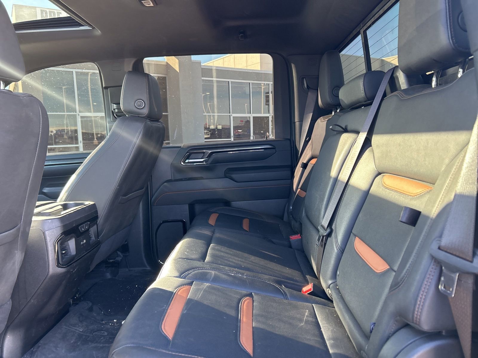 Used 2024 GMC Sierra 2500 AT4 w/ AT4 Premium Plus Package image 12