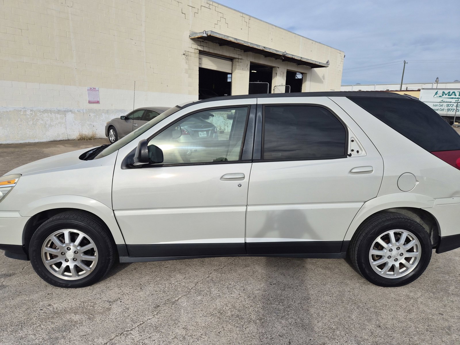 Used 2006 Buick Rendezvous CX AWD/4WD image 2