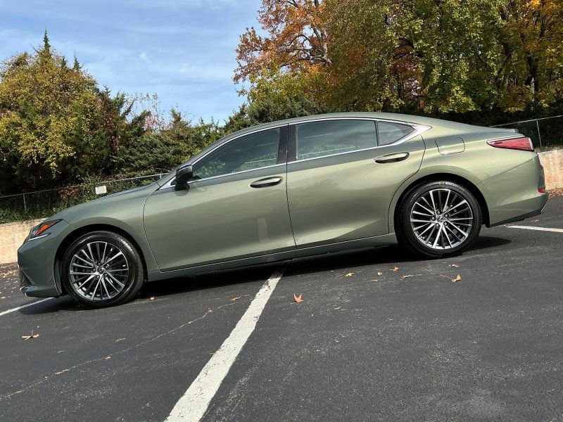 Used 2022 Lexus ES 350 w/ Premium Package