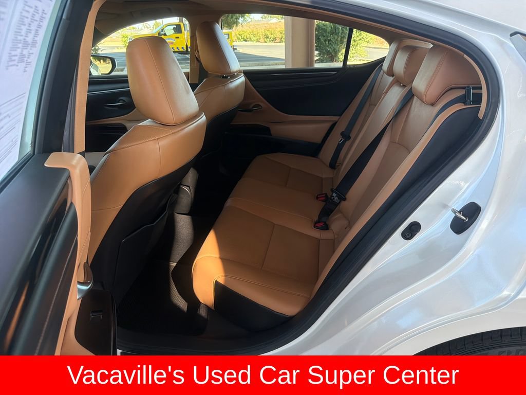 Used 2025 Lexus ES 350 w/ Accessory Package (Z2) FWD image 22