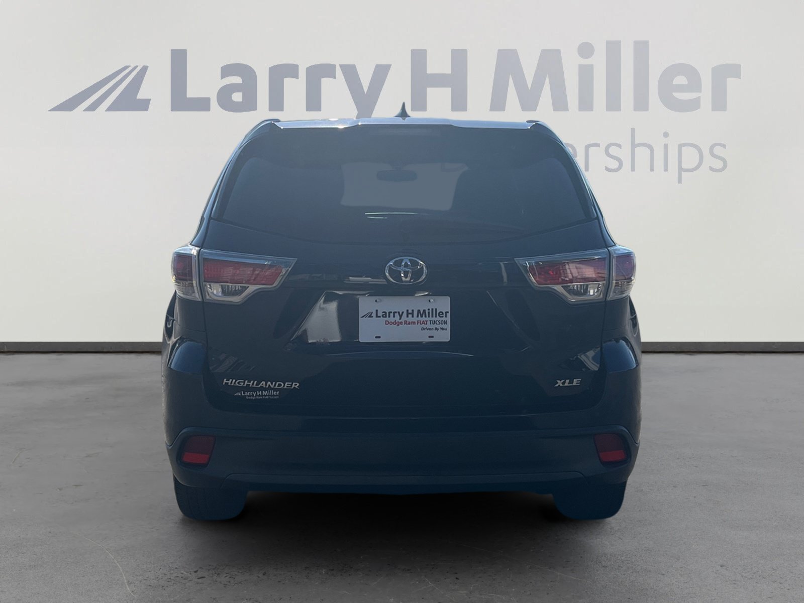 Used 2016 Toyota Highlander XLE FWD image 4