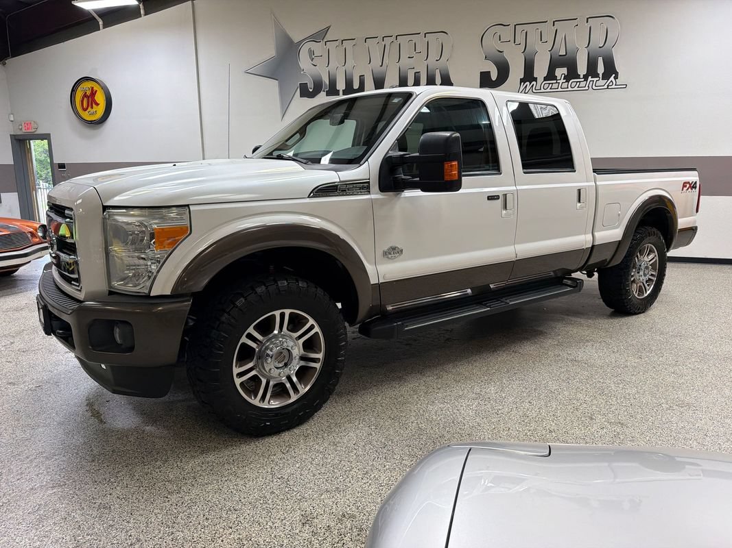Used 2015 Ford F250 King Ranch w/ FX4 Off-Road Package AWD/4WD image 2
