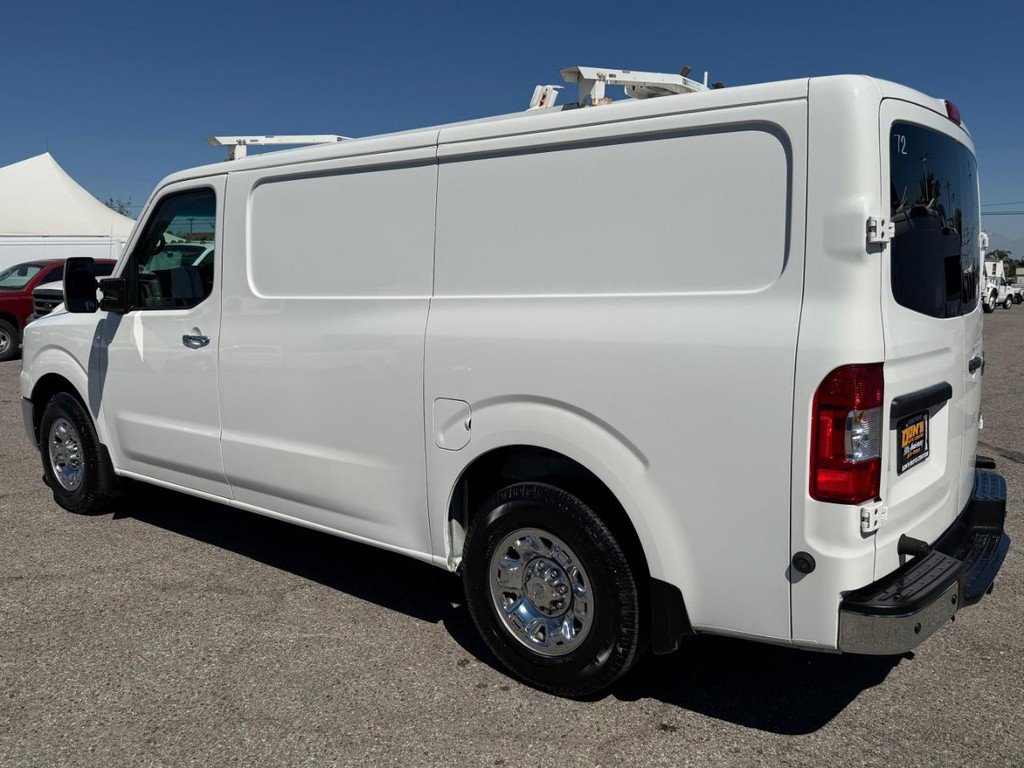 Used 2019 Nissan NV 3500 SL w/ Back Door Glass Package image 9