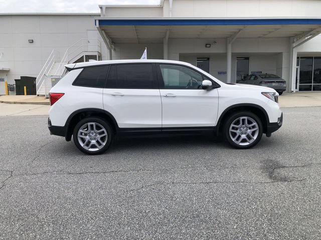Certified 2024 Honda Passport EX-L image 9