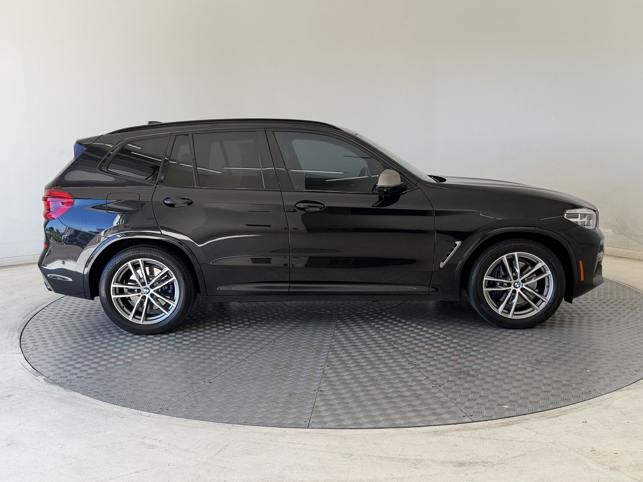 Used 2018 BMW X3 M40i w/ Premium Package AWD/4WD image 8