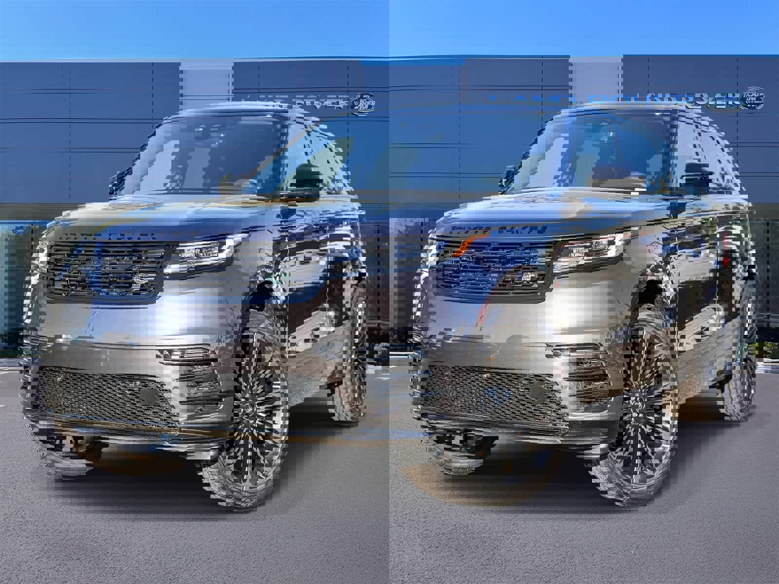 New 2026 Land Rover Range Rover Velar Dynamic SE