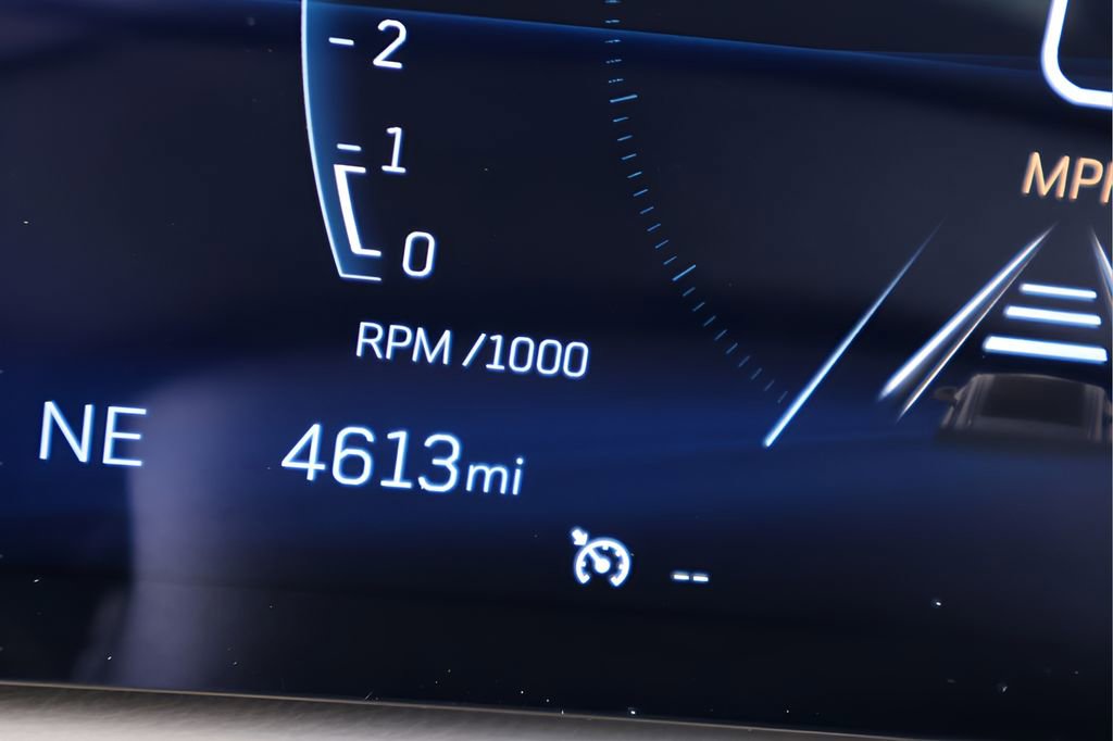 Certified 2024 Cadillac XT4 Premium Luxury image 21