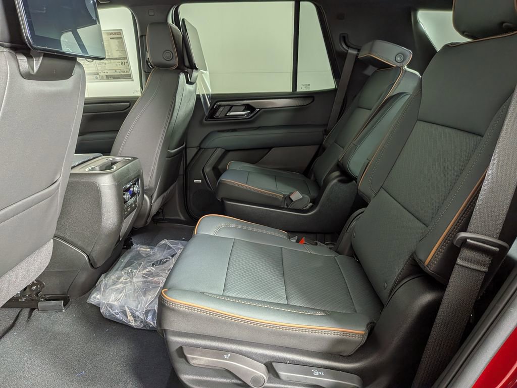 New 2026 GMC Yukon AT4 w/ AT4 Premium Plus Package image 36