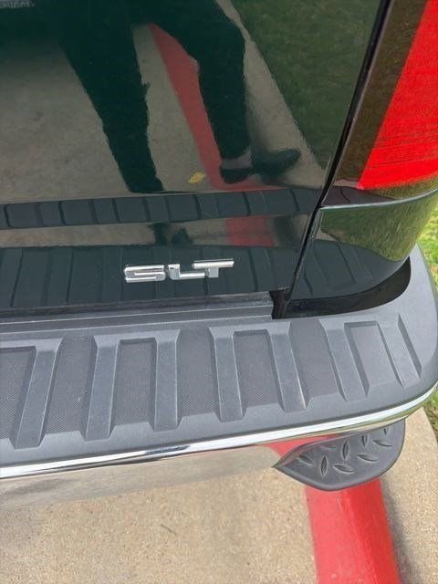 Used 2015 GMC Sierra 1500 SLT w/ SLT Crew Cab Value Package image 7