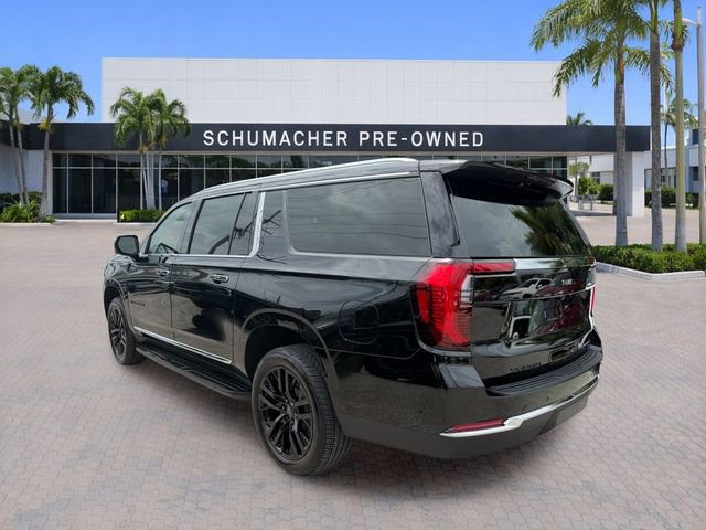 Used 2025 GMC Yukon XL Elevation w/ LPO, Yukon Black Package RWD image 5