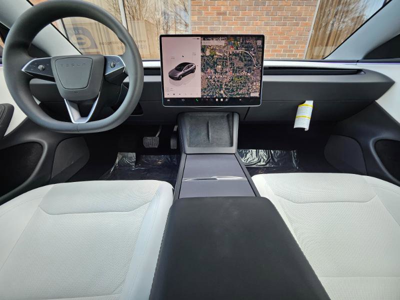 Used 2025 Tesla Model 3 Long Range image 38