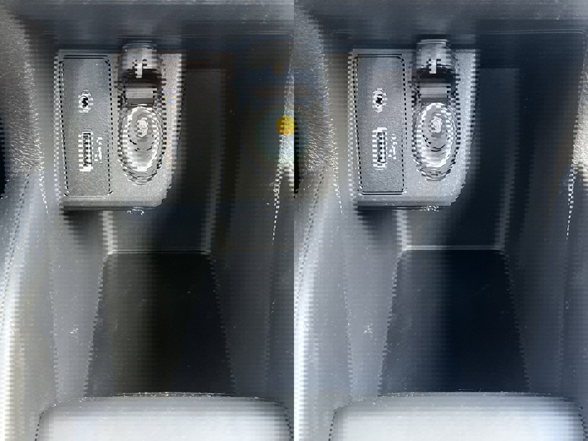 Used 2024 Nissan Versa S w/ Trunk Package image 6