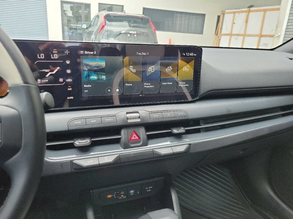 Certified 2026 Kia K4 GT-Line w/ GT-Line Sunroof Package FWD image 23