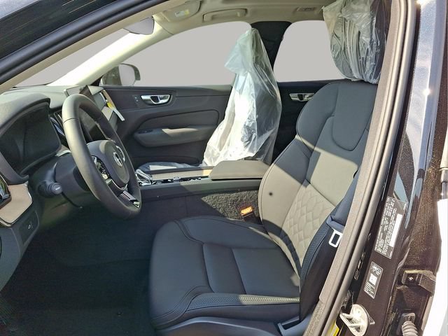 New 2026 Volvo XC60 B5 Plus w/ Protection Package Premier AWD/4WD image 6