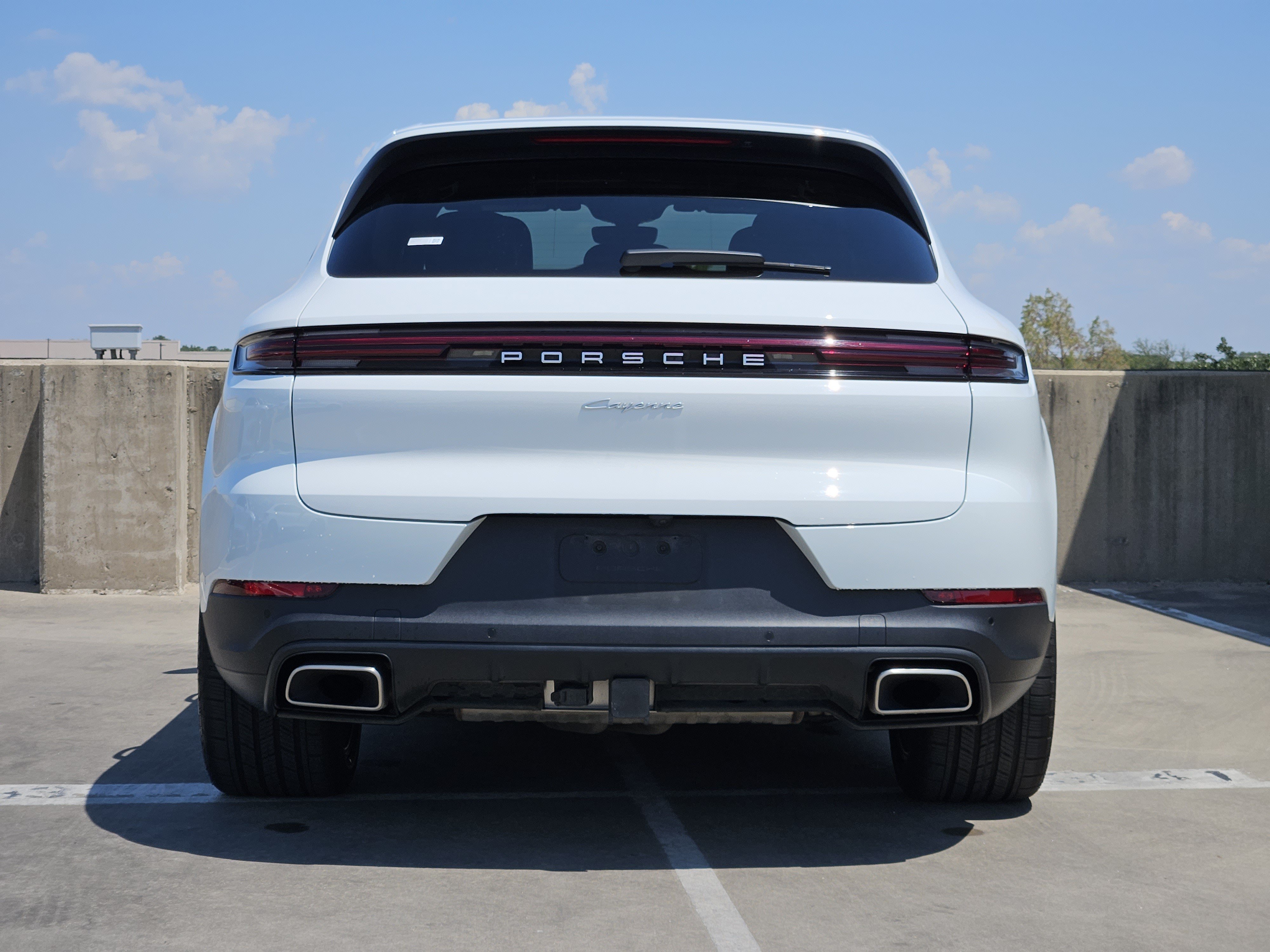 Certified 2024 Porsche Cayenne AWD/4WD image 7