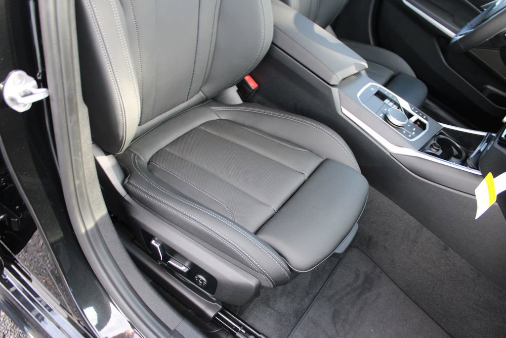 New 2026 BMW 330i xDrive Sedan w/ M Sport Package image 25